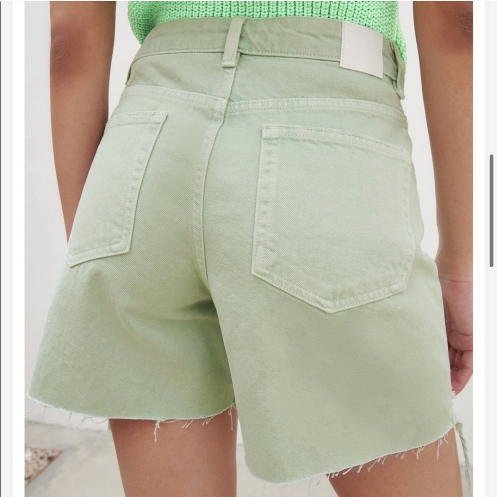 Zara High Rise Dad Shorts Sage Green Distressed Summer Cute Minimalist Size 4